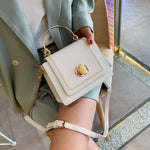 Shoulder bag to keep the phone and make-up - Simooe 